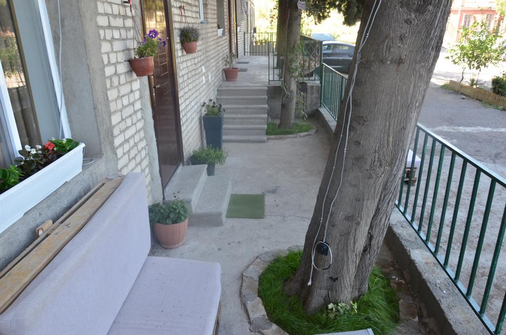 Nano Guest House Tbilissi Extérieur photo